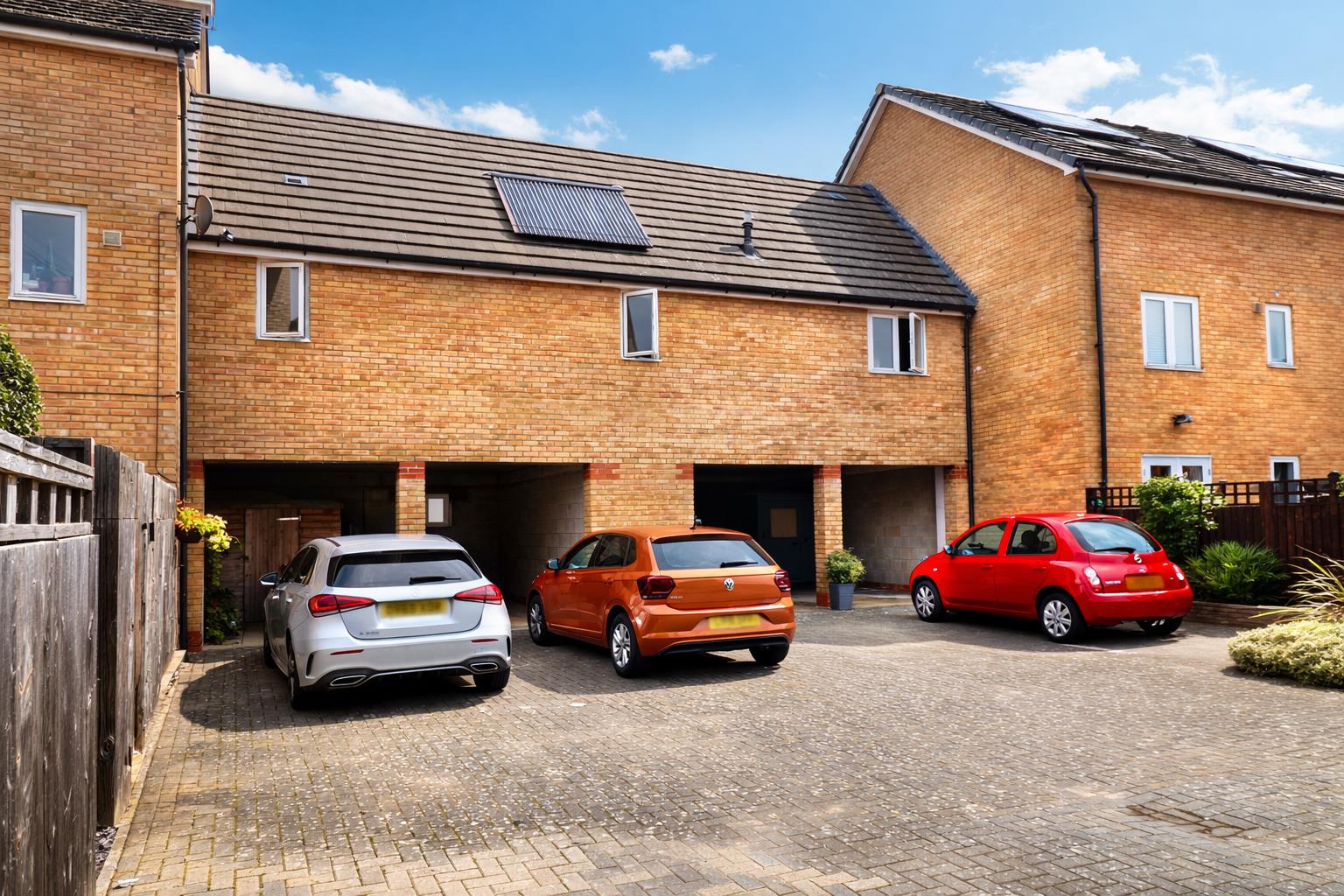 2 bed property in Newport Road, Milton Keynes